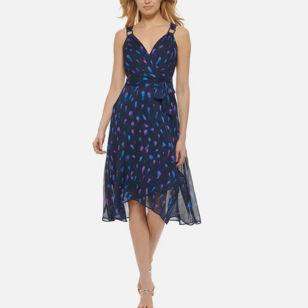 DKNY Printed Buckle Strap Tie Waist Dress - size 6